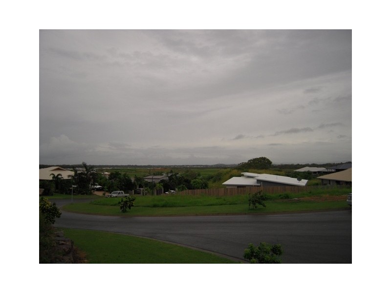 1 Coral Cove Court, Blacks Beach QLD 4740