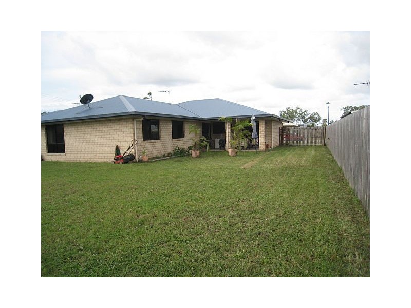 4 Harvison Drive, Marian QLD 4753