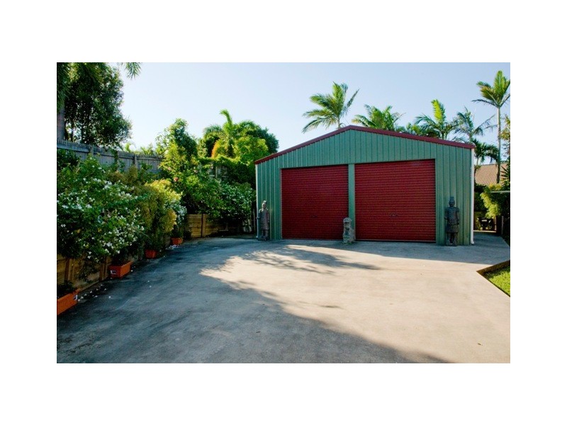 9 Ronnie Court, Rural View QLD 4740