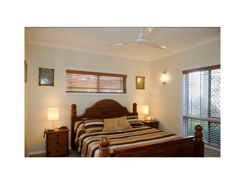 9 Ronnie Court, Rural View QLD 4740