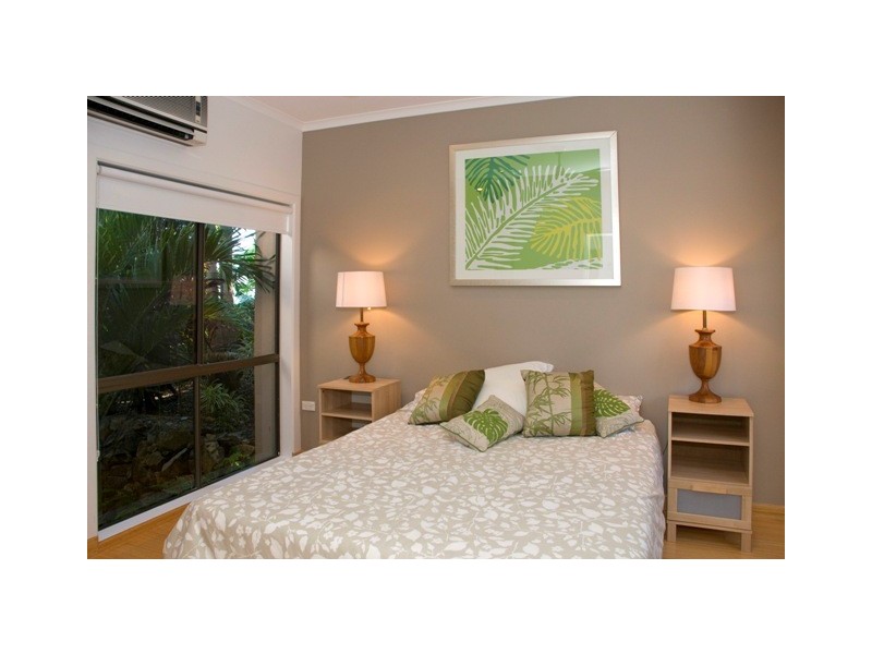 17 Albatross Street, Slade Point QLD 4740