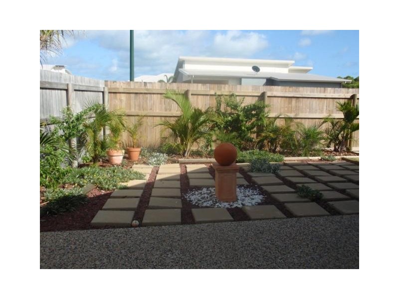 42  Corella Way, Blacks Beach QLD 4740