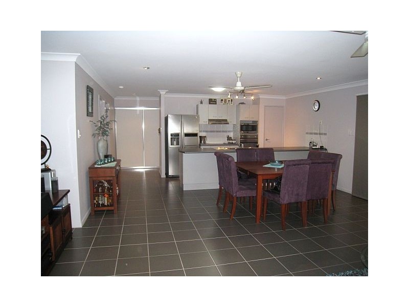 1 Orania Crt, Andergrove QLD 4740