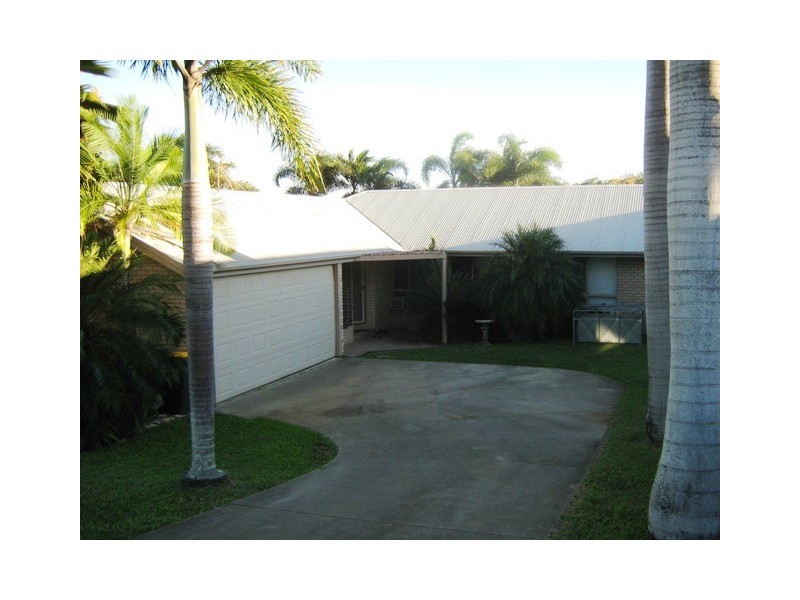 19  McLaughlin Drive, Eimeo QLD 4740