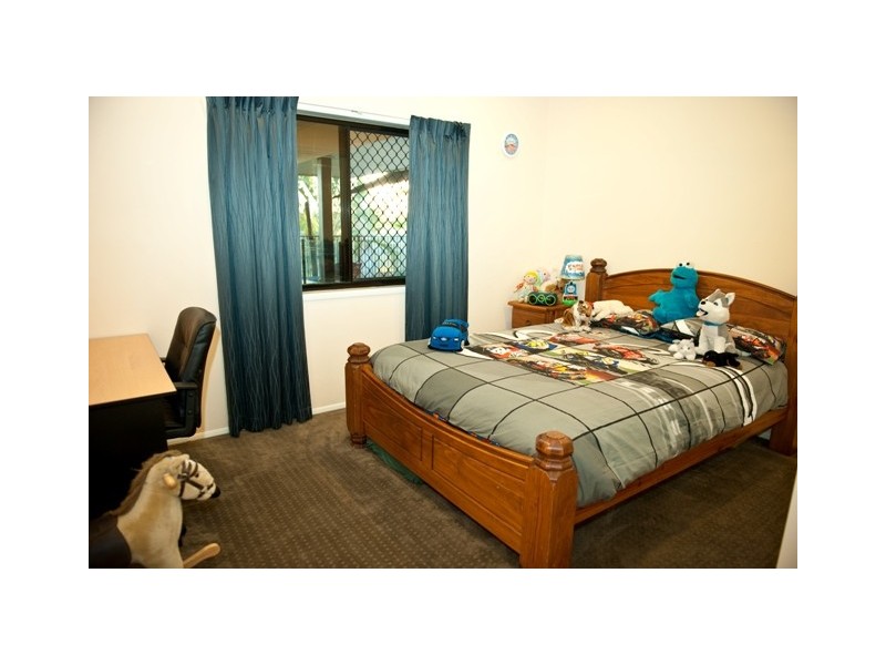 4 Malabar Ct, Glenella QLD 4740