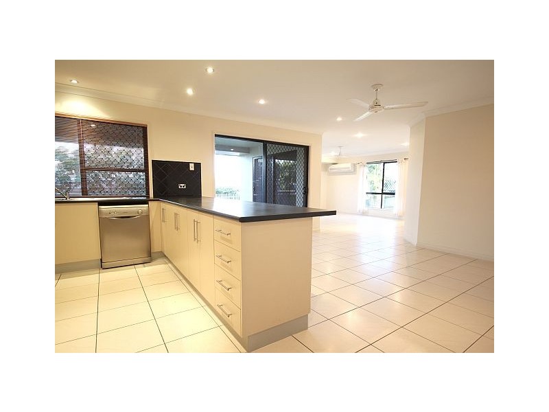 37 Kidston Avenue, Rural View QLD 4740