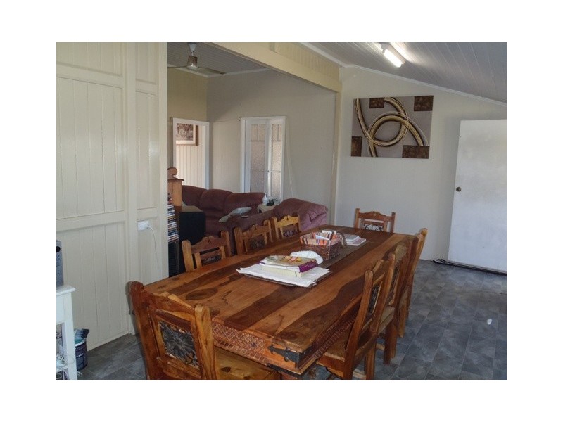 16 Canberra Street, North Mackay QLD 4740