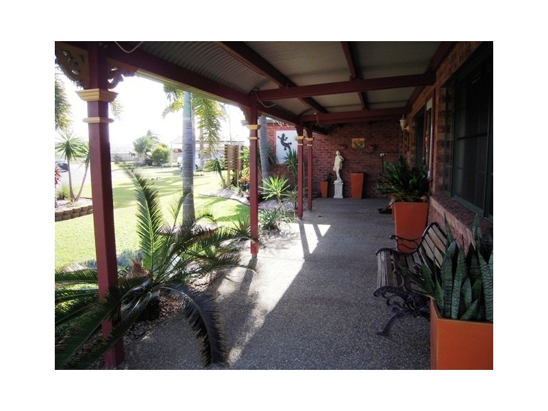 1 Lockerbie Street, Beaconsfield QLD 4740