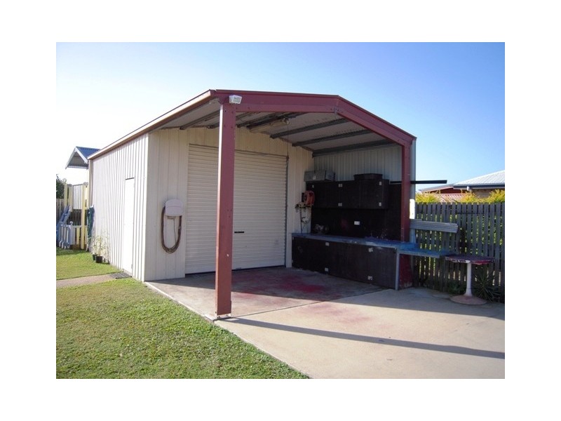 1 Lockerbie Street, Beaconsfield QLD 4740