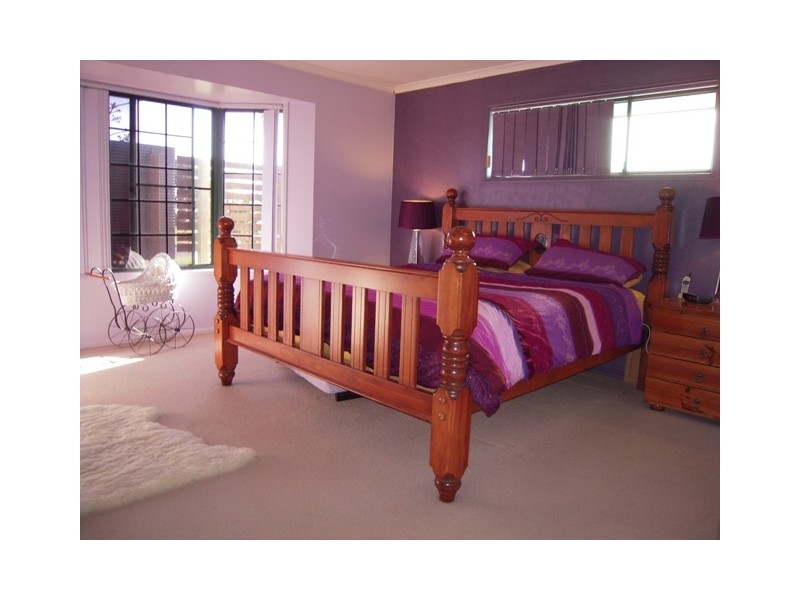 1 Lockerbie Street, Beaconsfield QLD 4740