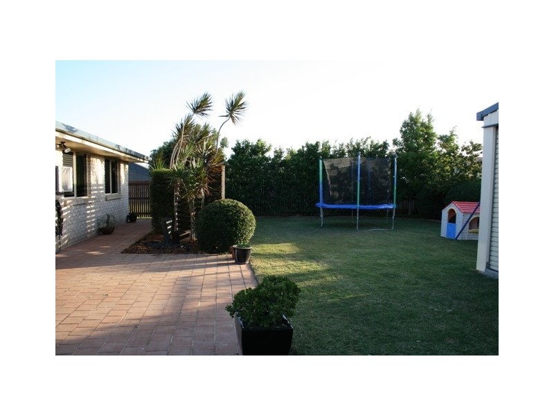 38 Toorak Street, Glenella QLD 4740