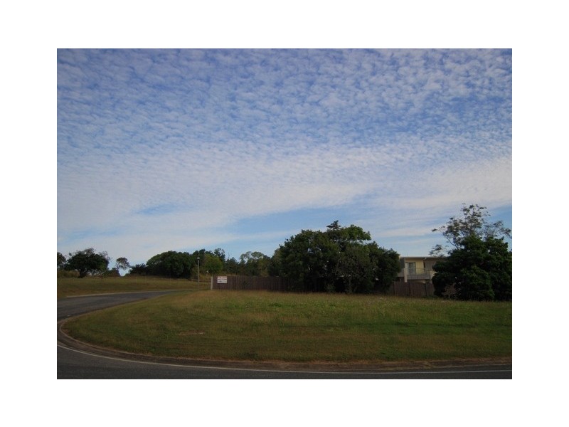 70 O’Brien Esplanade, Shoal Point QLD 4750