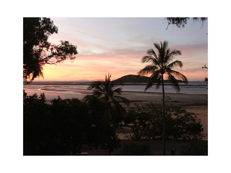 70 O’Brien Esplanade, Shoal Point QLD 4750