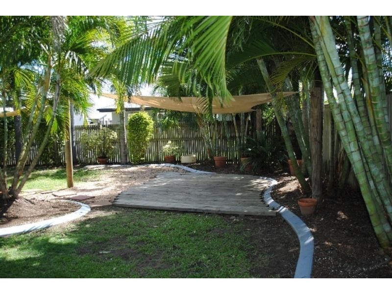 33 Cavanagh Drive, Blacks Beach QLD 4740