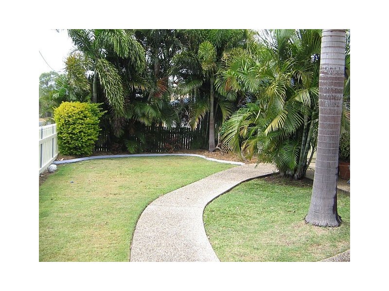 33 Cavanagh Drive, Blacks Beach QLD 4740