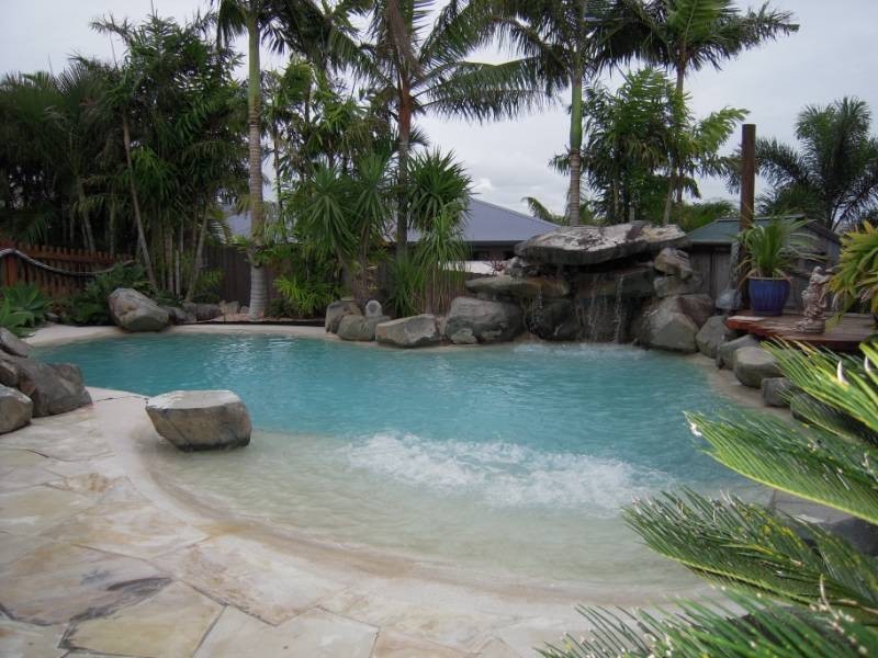 6 Sir Griffith Way, Rural View QLD 4740