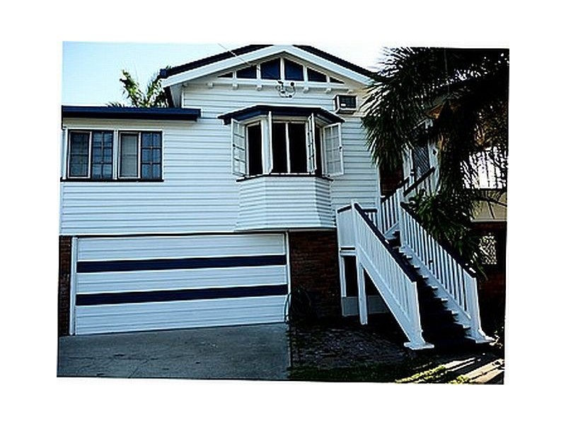 23 Hinton Street, West Mackay QLD 4740