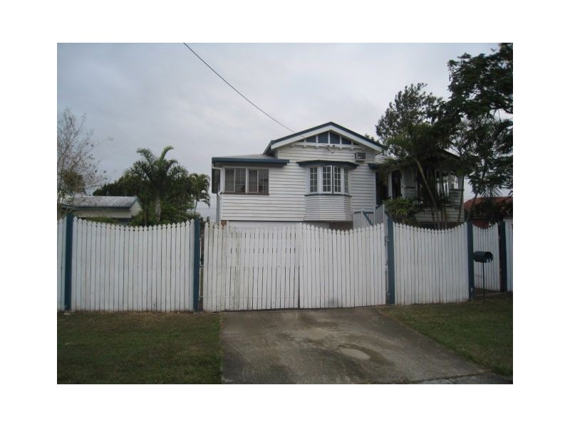 23 Hinton Street, West Mackay QLD 4740