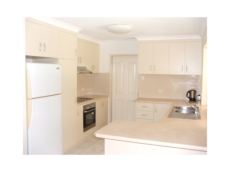 24 Lochmaben Court, Beaconsfield QLD 4740