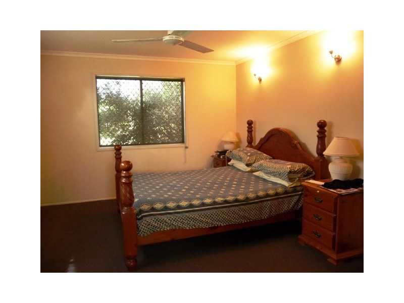 12 Bronte Street, West Mackay QLD 4740