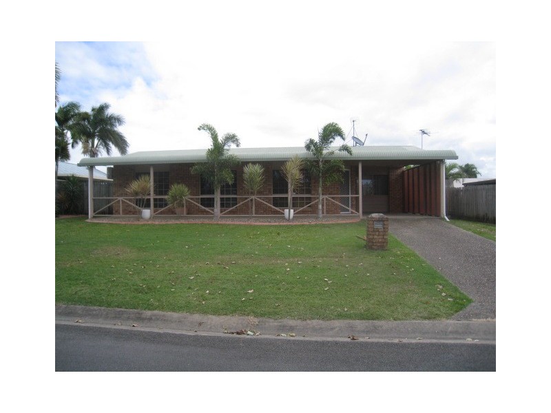 3 Waratah Street, Beaconsfield QLD 4740