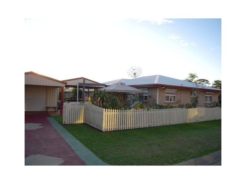 17 Cassia Street, Beaconsfield QLD 4740