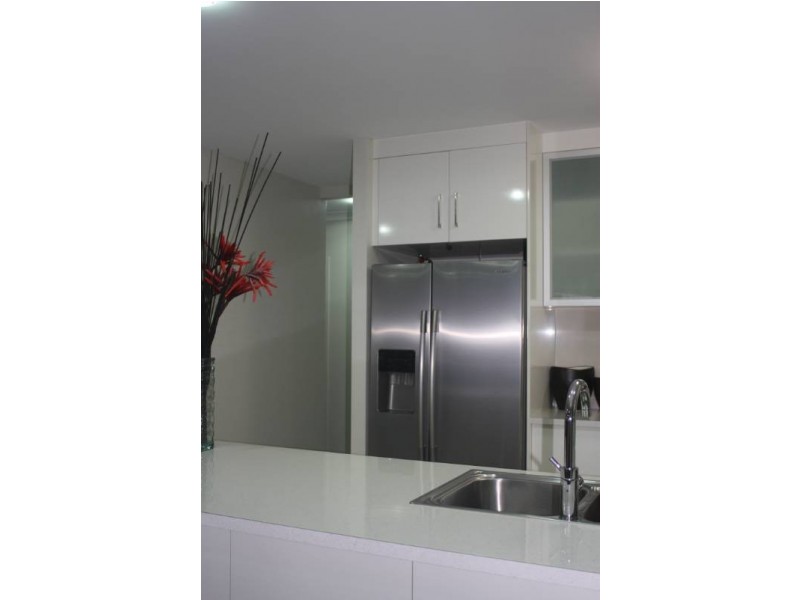 31 Gingham Street, Glenella QLD 4740