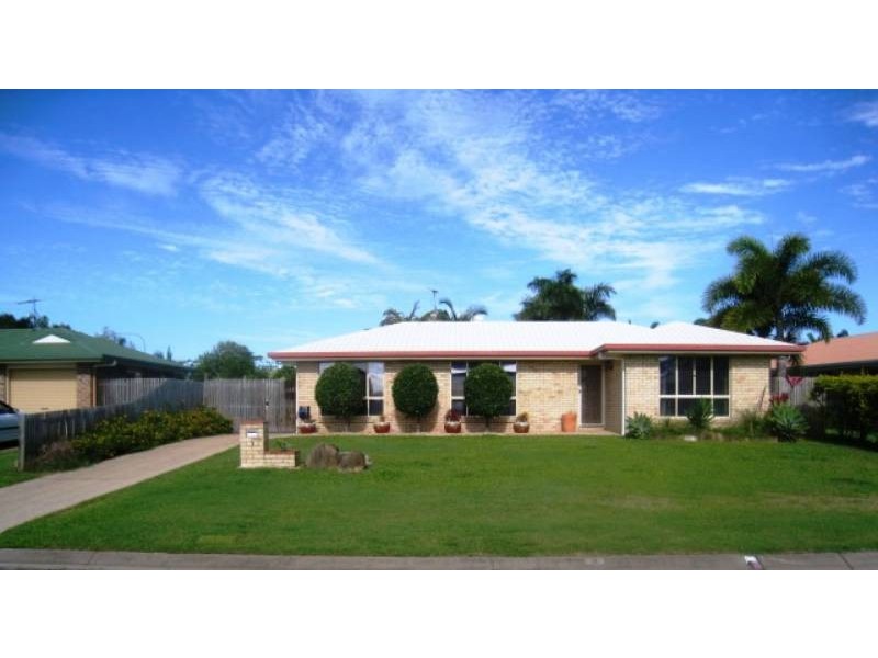 3 Riverleigh Drive, North Mackay QLD 4740