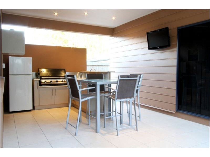 6 Malone Drive, Andergrove QLD 4740