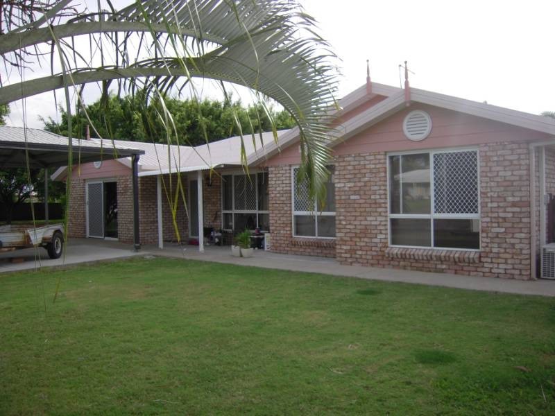 98 Broomdykes Drive, Beaconsfield QLD 4740