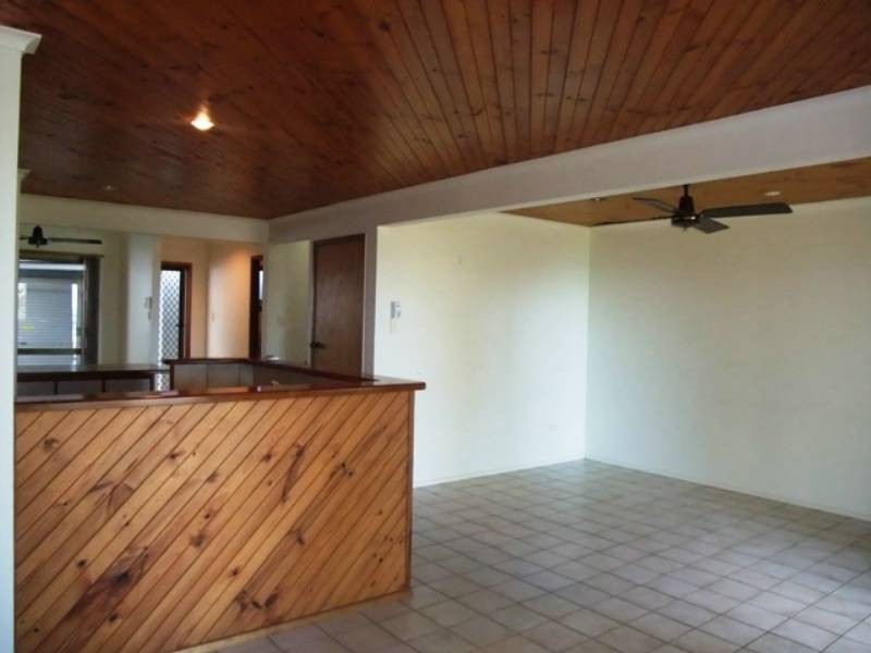 9/9 Homestead Bay Avenue, Shoal Point QLD 4750