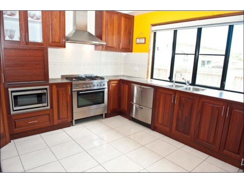 7 Walz Avenue, Mcewens Beach QLD 4740