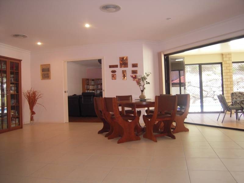6 Navigators Court, Shoal Point QLD 4750