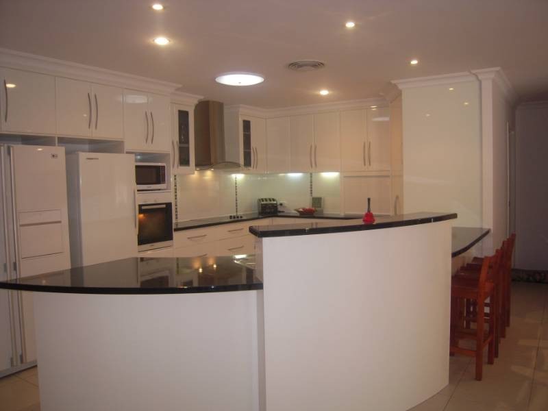 6 Navigators Court, Shoal Point QLD 4750