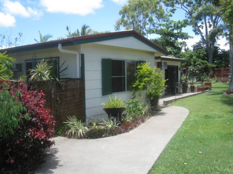 1  Fisher Street, Bucasia QLD 4750