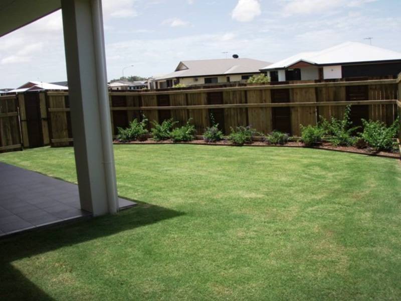 1 Joseph Court, Glenella QLD 4740