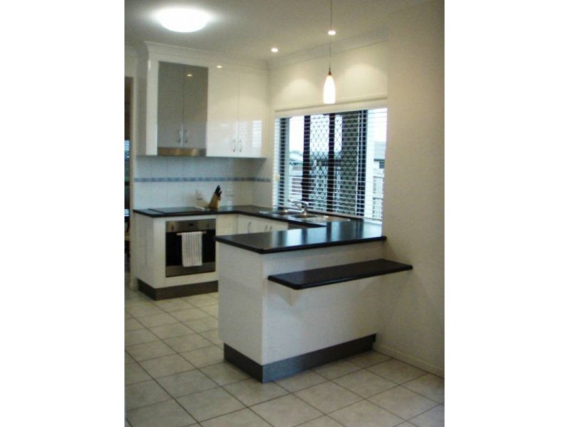 1 Joseph Court, Glenella QLD 4740