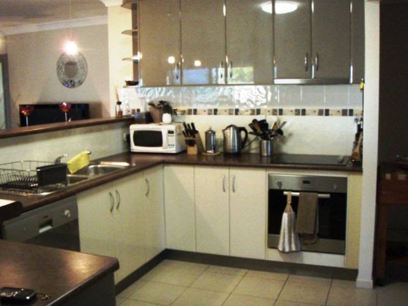 6 Joseph Crt, Glenella QLD 4740