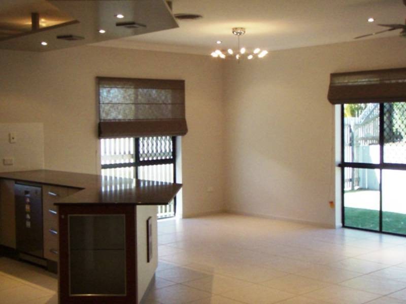 65 Victor Ave, Glenella QLD 4740