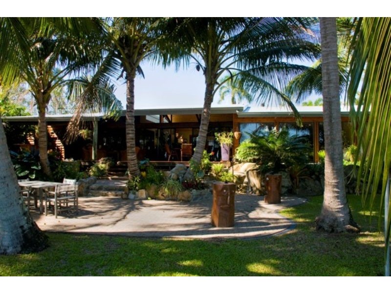 2 Ocean Avenue, Slade Point QLD 4740