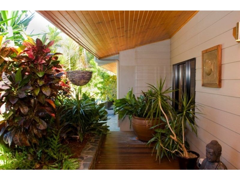 2 Ocean Avenue, Slade Point QLD 4740