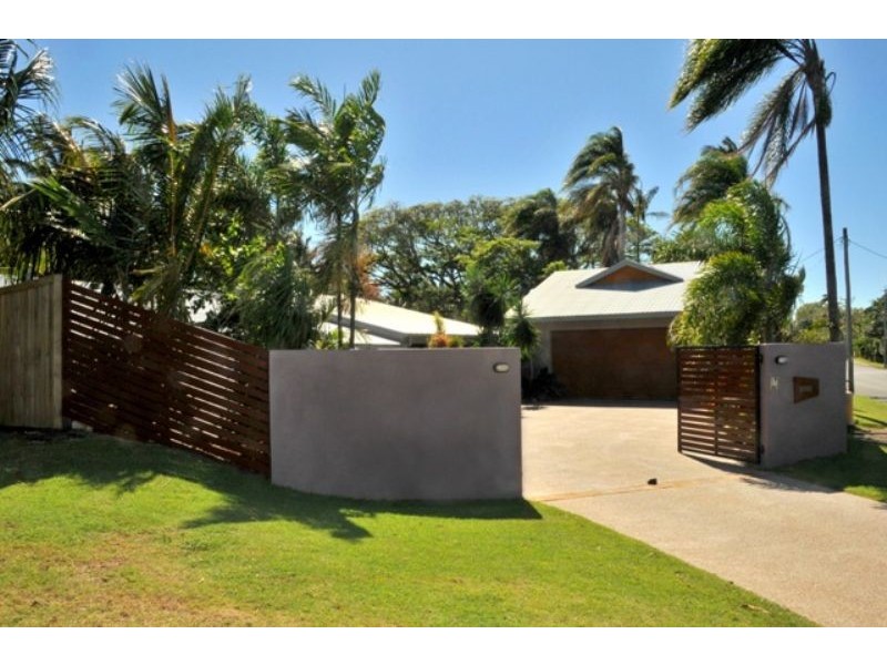 2 Ocean Avenue, Slade Point QLD 4740