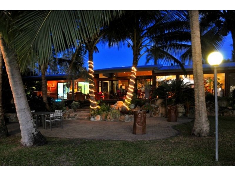 2 Ocean Avenue, Slade Point QLD 4740