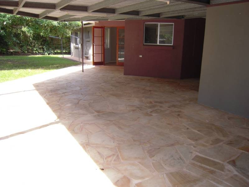 27 Bernborough Avenue, Ooralea QLD 4740