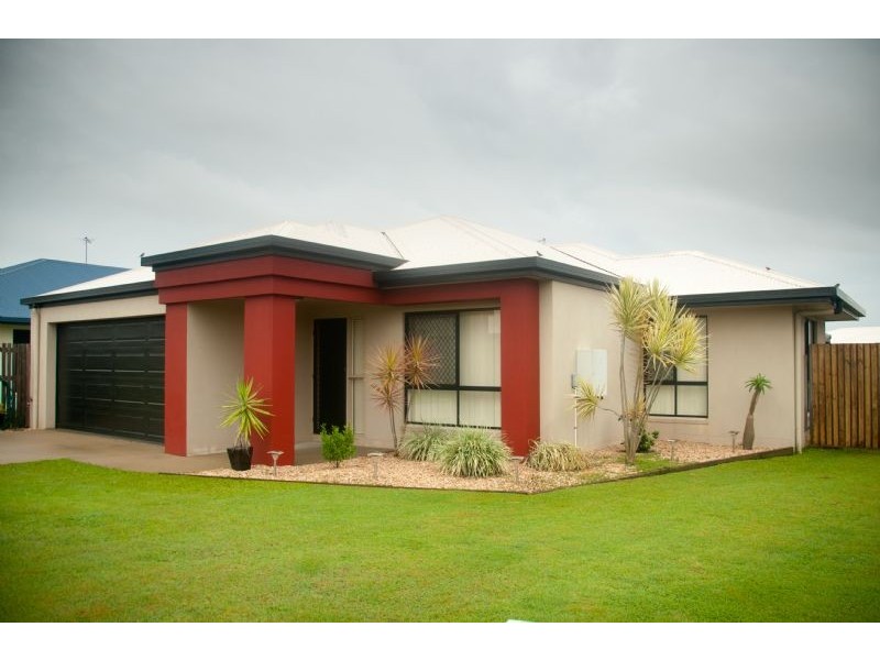 4 Helvellyn Street, Eimeo QLD 4740