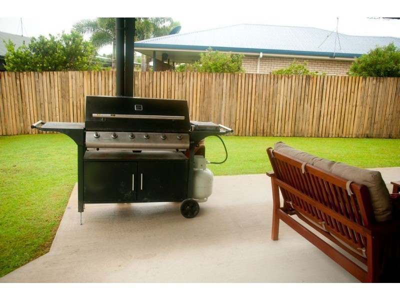 4 Helvellyn Street, Eimeo QLD 4740