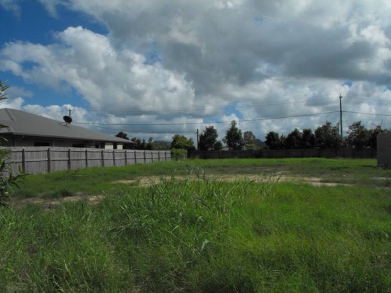 37 Blackmur Street, Marian QLD 4753