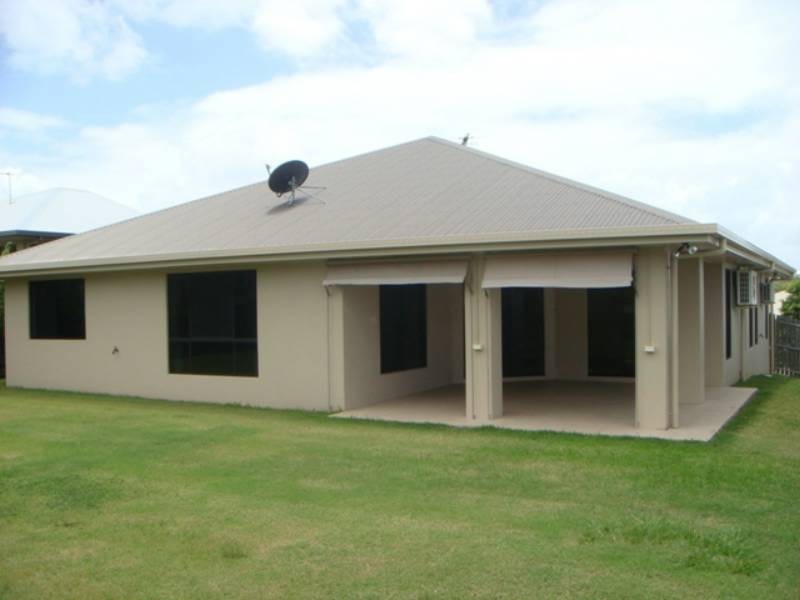 7 Mulcahy Crescent, Eimeo QLD 4740