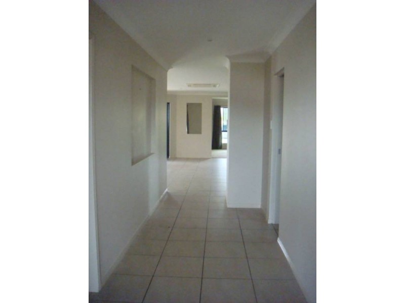 7 Mulcahy Crescent, Eimeo QLD 4740