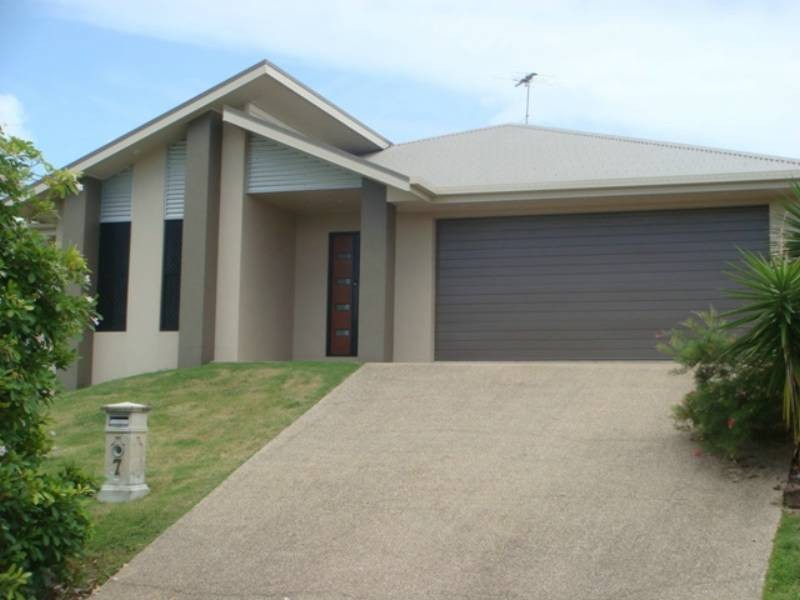 7 Mulcahy Crescent, Eimeo QLD 4740